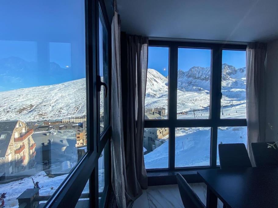 Increibles Vistas A Montanas En El - Parking - Wifi - In Out L By Bonesvacances Apartamento Pas De La Casa